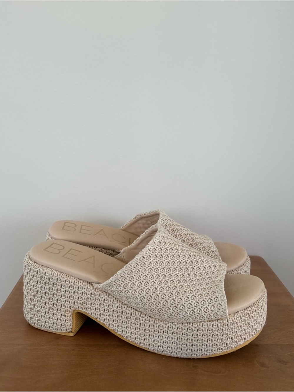 Beach By Matisse Footwear Como Platform Mule Sandal - Picture 9 of 13